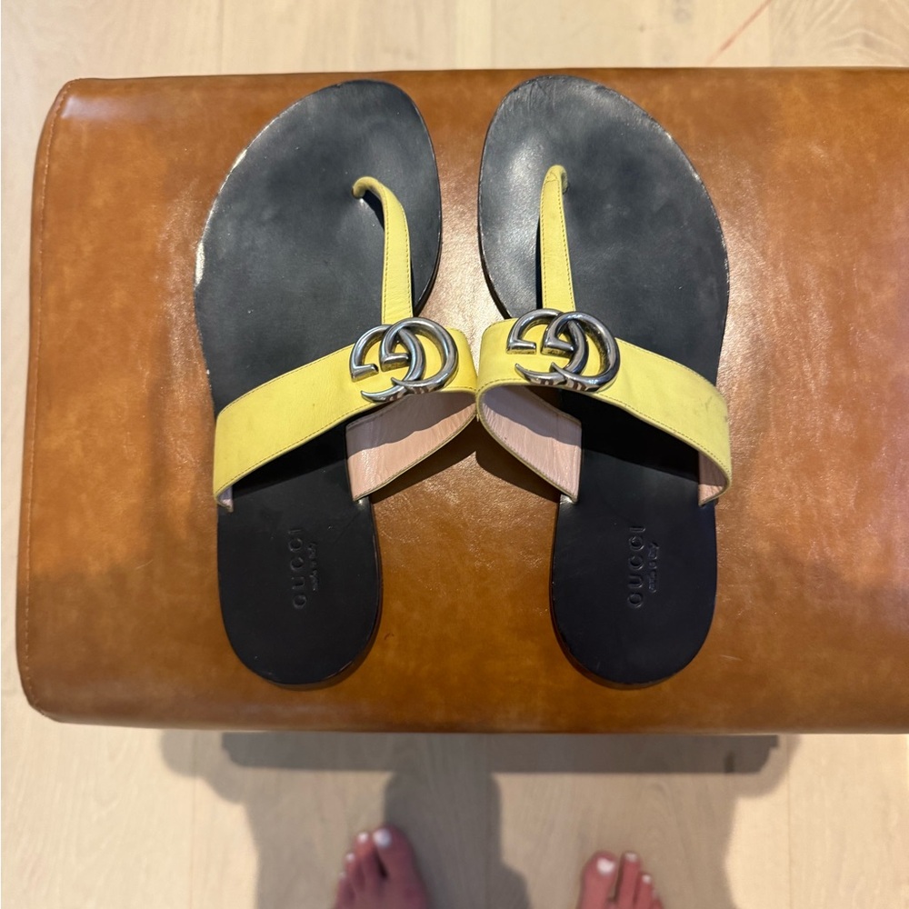 Gucci GG Marmont Yellow Thong Flat Sandals